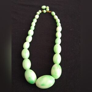 W.Germany Retro 1950s-70s Necklace, Lime Green Marble Graduated Beads Vintage